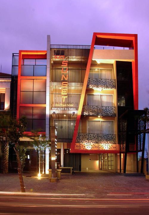 Sunset Road Hotel | 100 Sunset Boutique