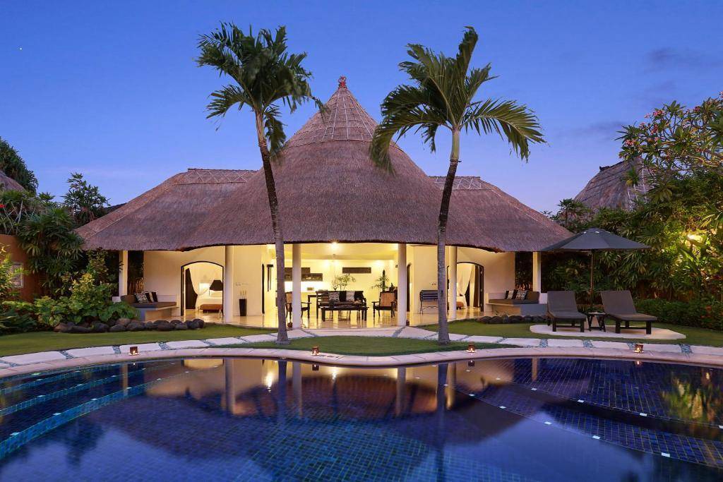 Sunset Road Villa | 1000 m² Villa ∙ 5 bedrooms ∙ 10 guests