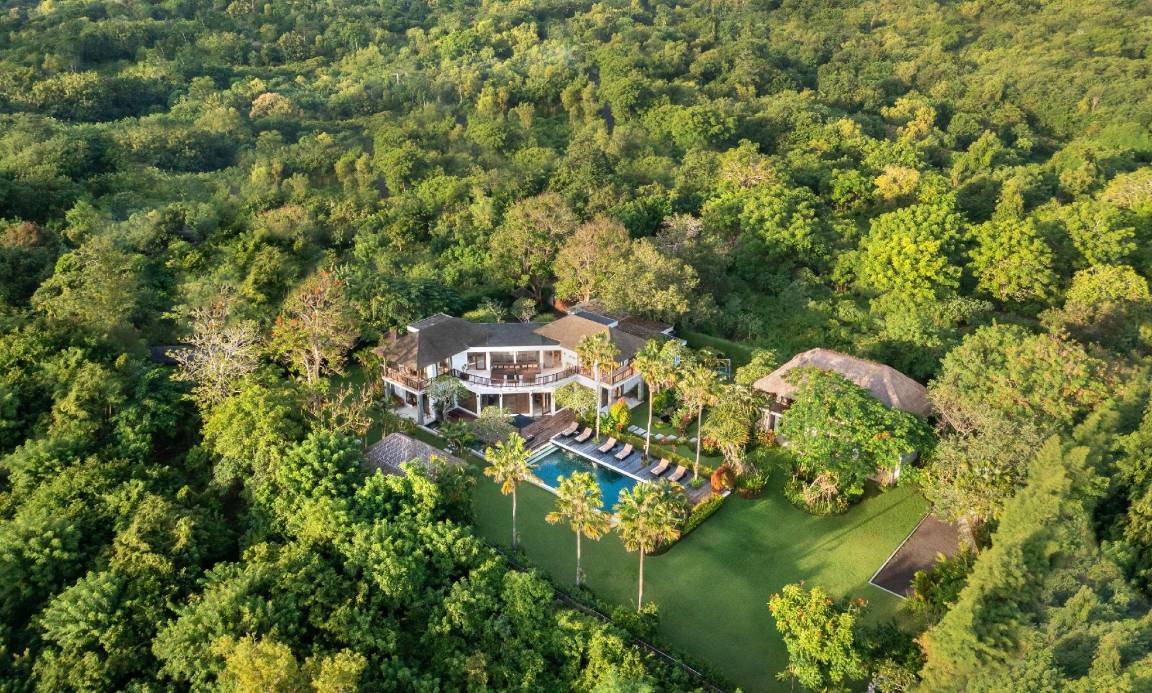 Taman Griya Resort | 3300 m² Resort ∙ 6 bedrooms ∙ 12 guests