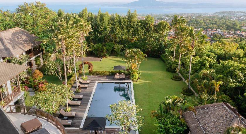 Taman Griya Resort | 3300 m² Resort ∙ 6 bedrooms ∙ 14 guests
