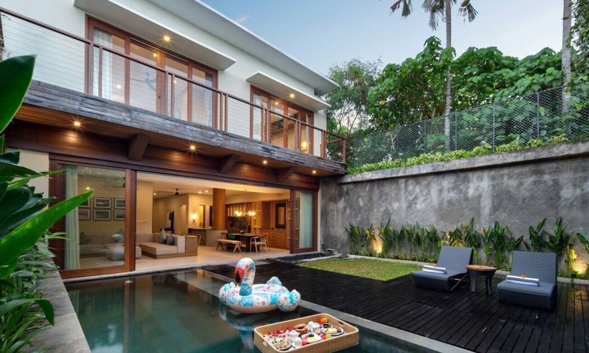 Batubelig Hotel | 3BR - Family Friendly Private Villa in Kerobokan