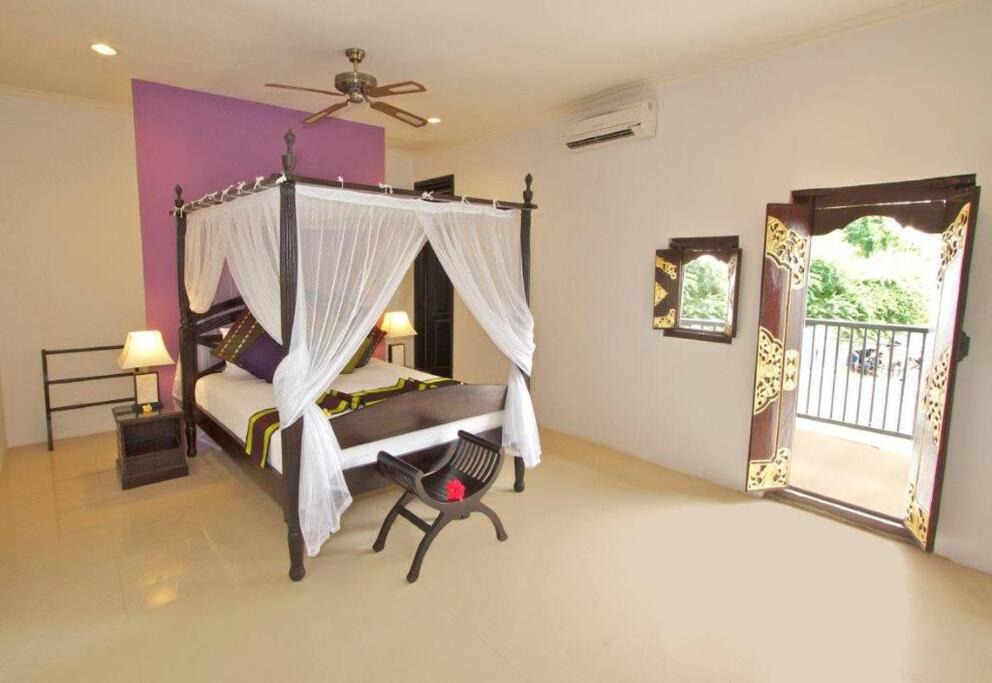Kartika Plaza Villa | 5 Bedroom Holiday Villa - Kuta Regency B8