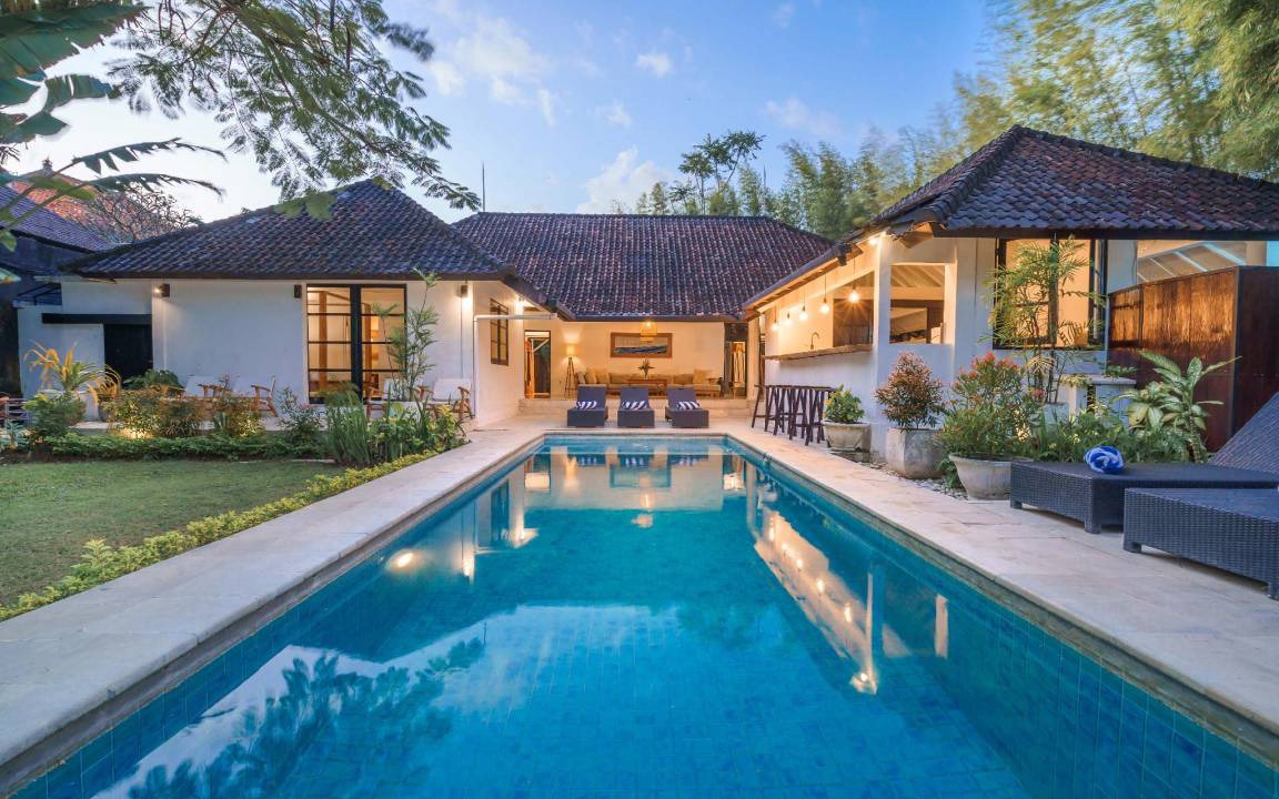 Petitenget Villa | 600 m² Villa ∙ 10 bedrooms ∙ 30 guests