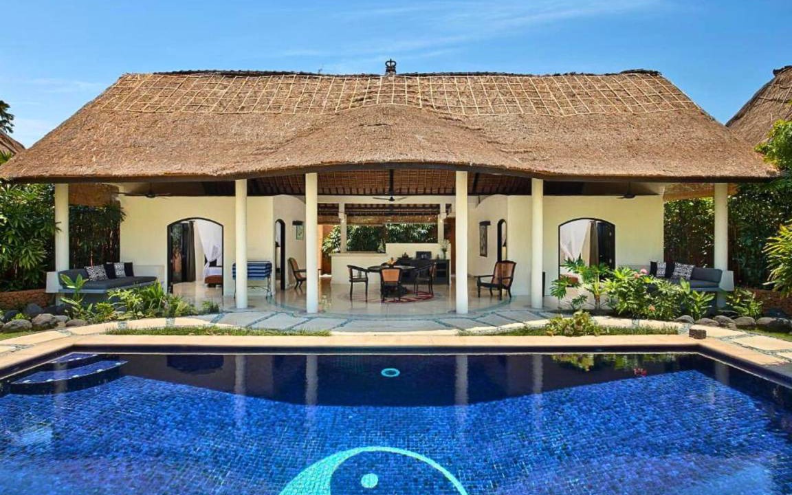 Sunset Road Villa | 600 m² Villa ∙ 3 bedrooms ∙ 6 guests
