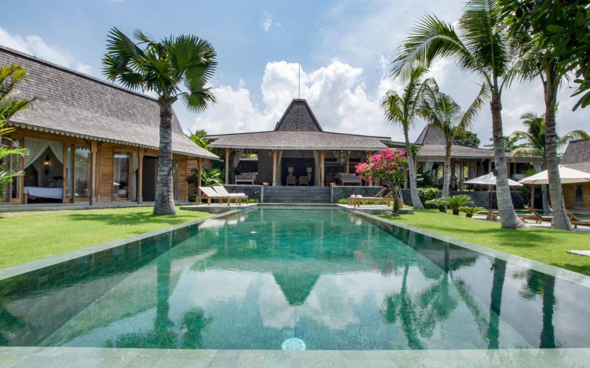 Kerobokan Villa | 800 m² Villa ∙ 8 bedrooms ∙ 20 guests
