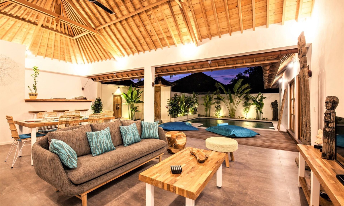 Petitenget Villa | ✩$99✩6min 2 Beach✩2BR Pool✩Wifi✩6pax✩Potato Head✩