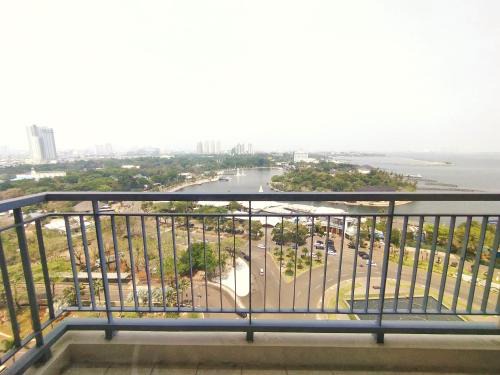Old Jakarta Apartment | ANCOL MANSION APARTMENT by BERLIN VILLAGE - Sea View