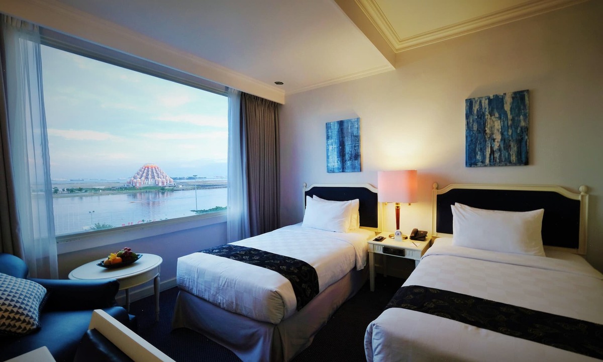 Losari Hotel | Aryaduta Makassar