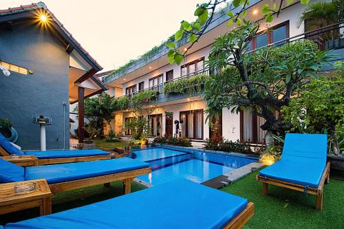 Batu Bolong House | Bali Full Moon Guest House