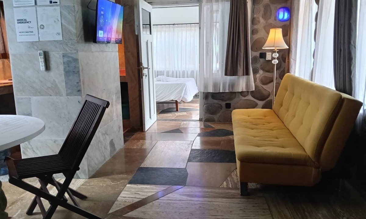 Purwakerti House | Beachside Amed Escape/Walk to Beach/Pool Access