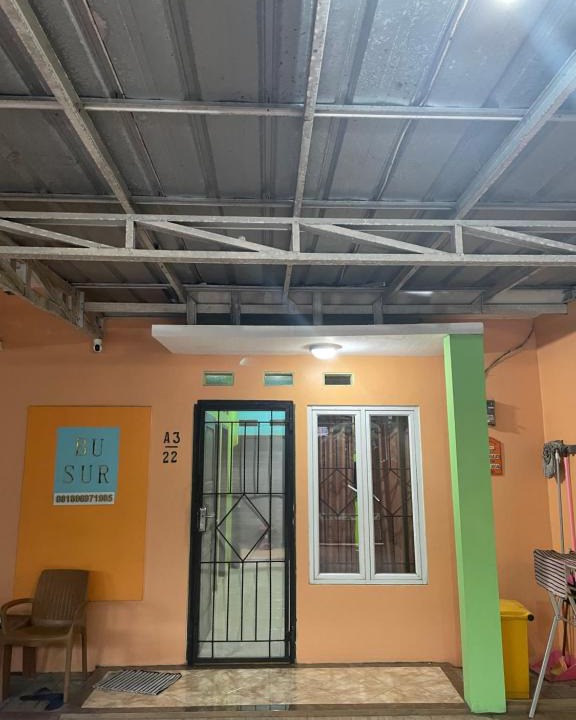 Cibinong House | Bu Sur Homestay