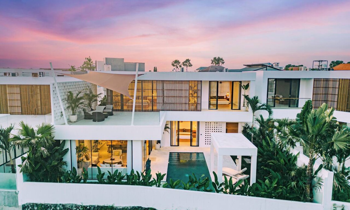 Babakan Villa | Canggu 3 Bedroom Pool Villa with Rooftop & Rice Field Views