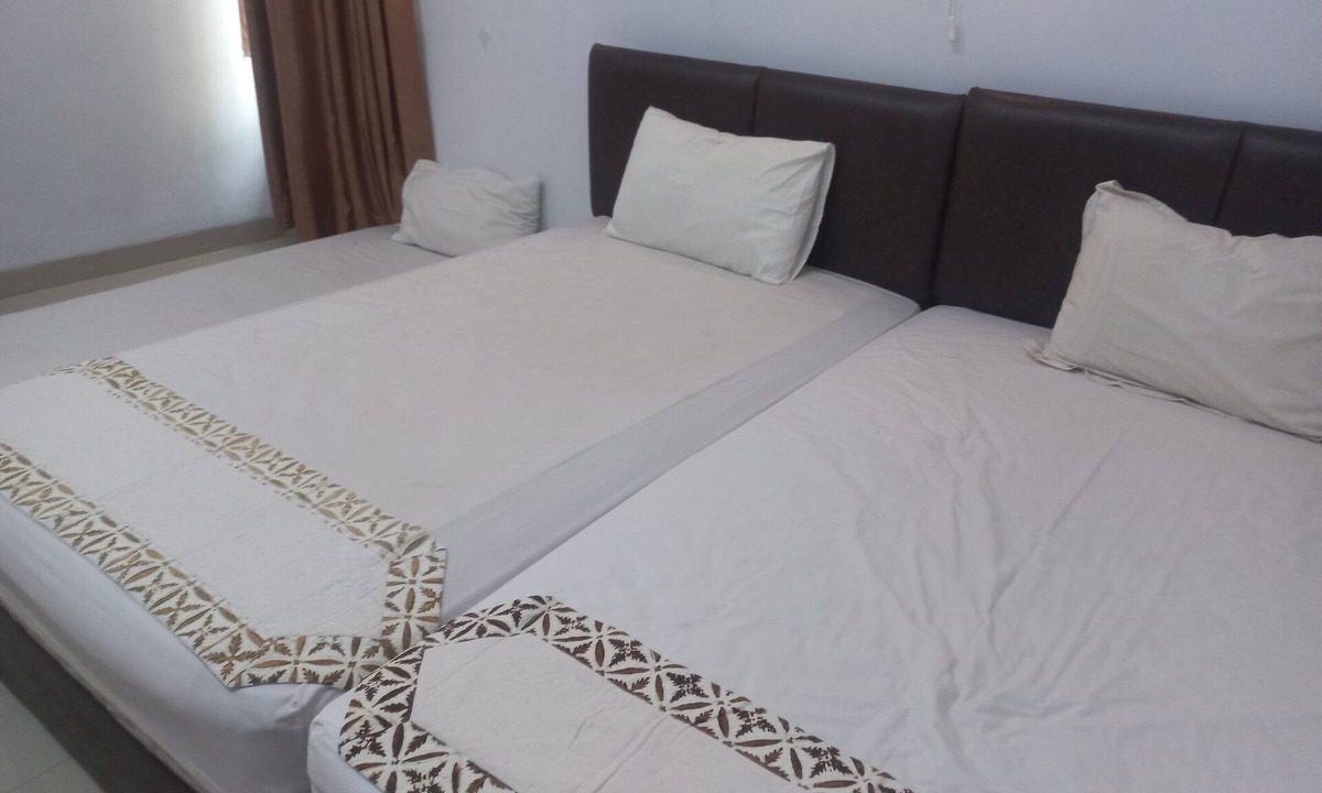 Purwokerto Hotel | Capital O 93872 Natura Guest House Syariah Near alun alun kota purwokerto