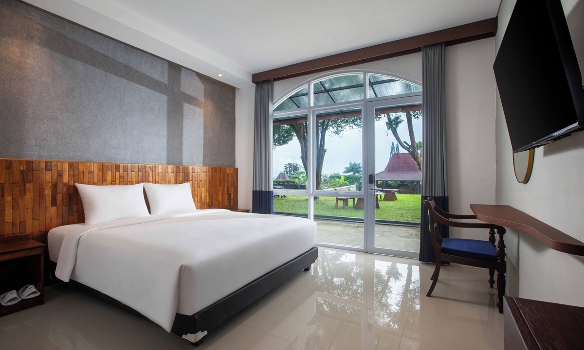 Baturaden Hotel | Casa De Lani Resort & Convention