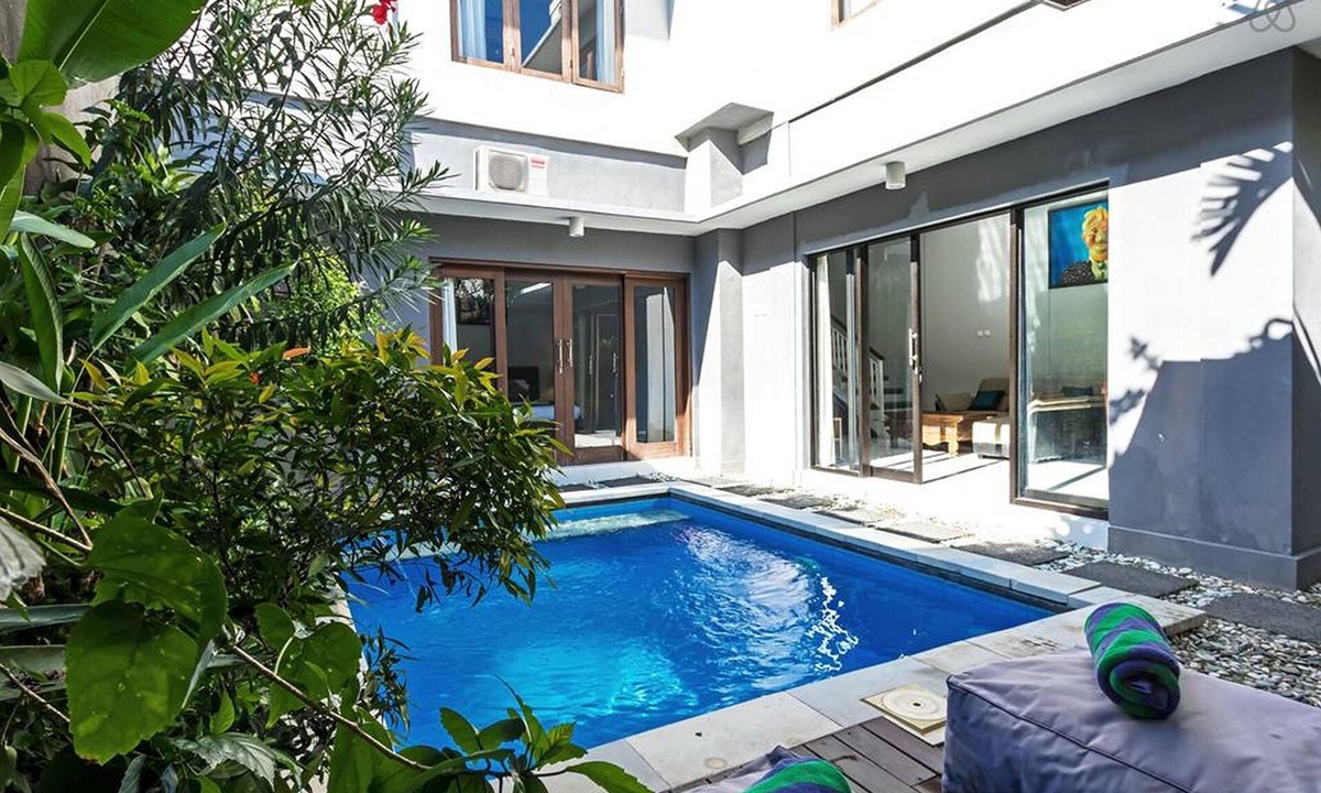 Nakula Villa | Cozy 3 bedroom Villa close to double six beach