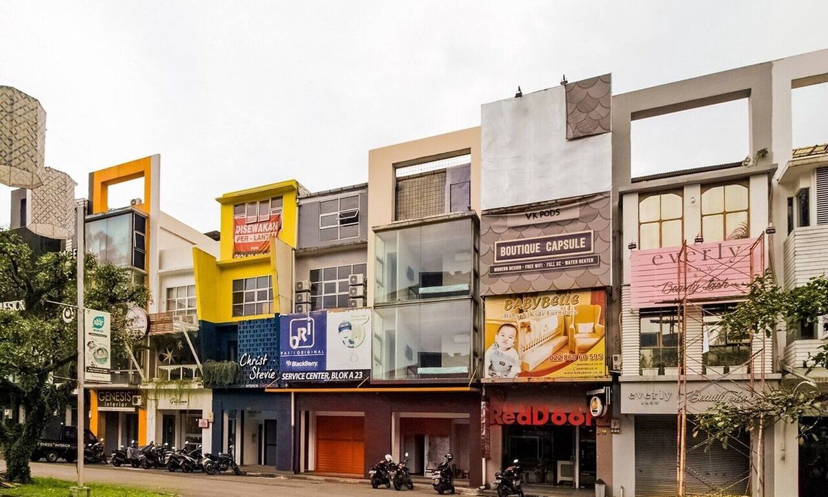 Bandung House | Cozy Double Escape W/Free WiFi and Parking