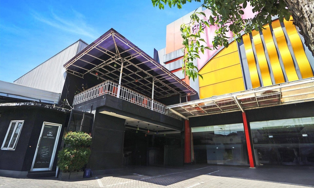 Malang House | Cozy Double Escape W/Free WiFi and Parking