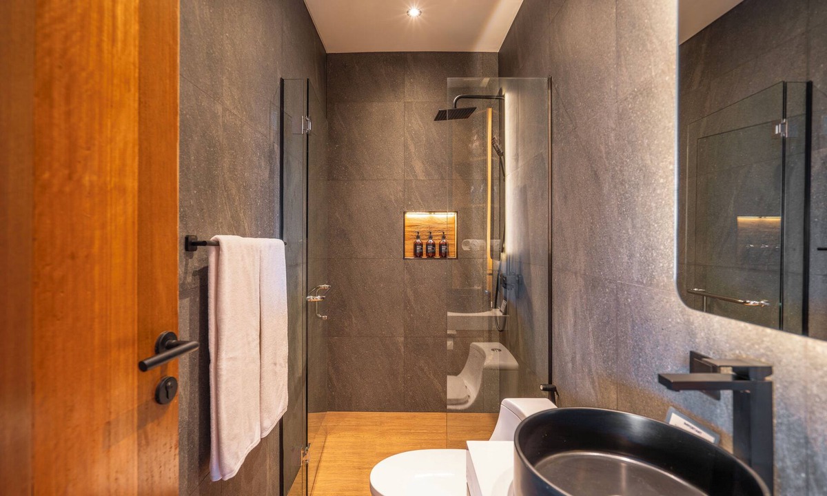 Nakula Villa | Deluxe 2-Bedroom Tropical Haven in Seminyak with Pool & Designer Interiors