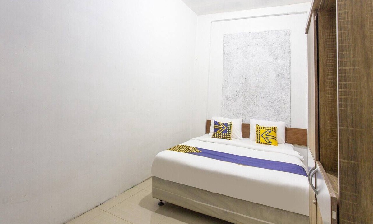 Cileungsi House | Deluxe Double Stay Near Metro Mall