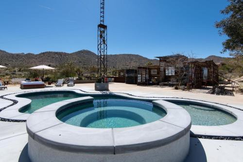 Joshua Tree Highlands House | Desert Lily - Quiet Compound 5Min to National Park Pool and Spa on 5 Acres