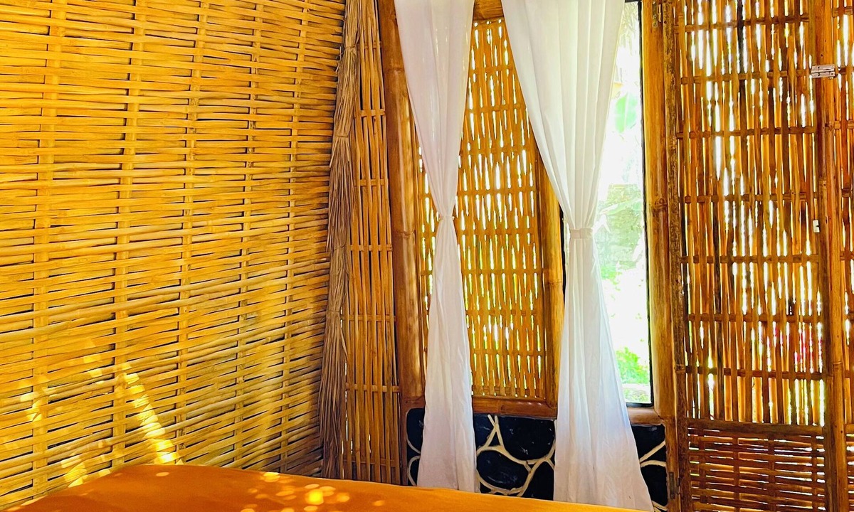 Banyuwangi Bed & Breakfast | elbamboo guesthouse