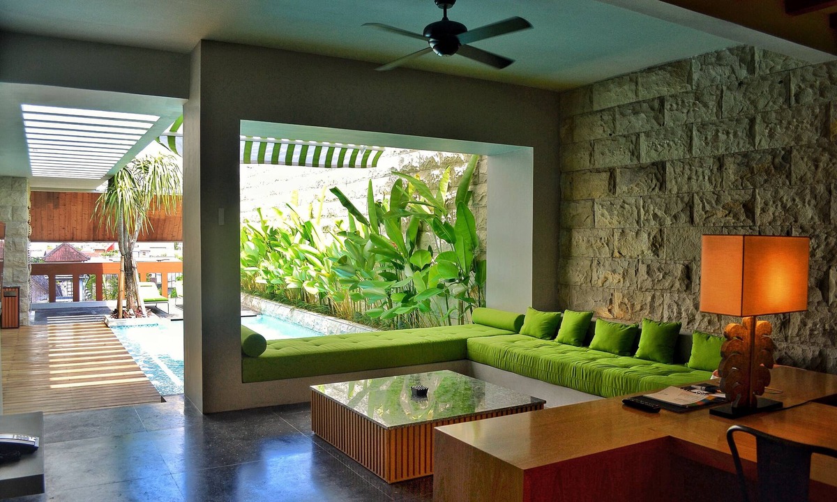North Legian Villa | Family Villa with City & Pool View (TSky Villa 5)