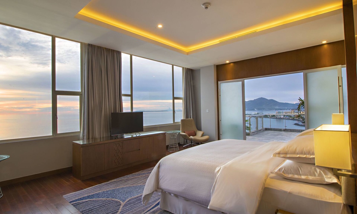 Manado City Centre Hotel | Four Points by Sheraton Manado
