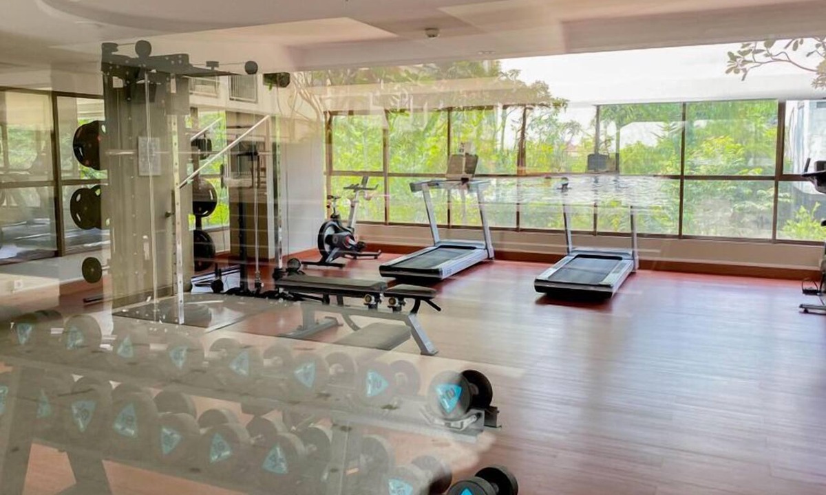 Duren Sawit Apartment | Good Neat Studio Room At Apartment Lrt City Jatibening
