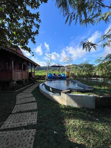 Sidemen House | Green labak 2