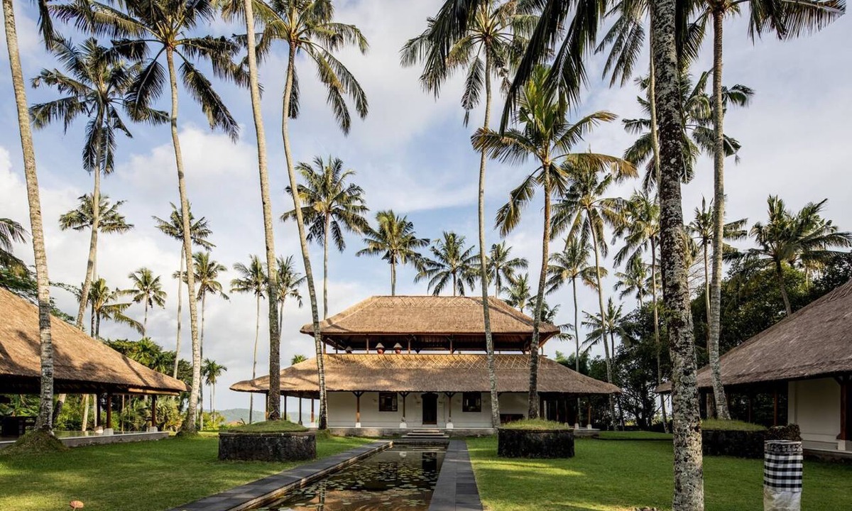 Ababi House | Griya - Wangi Felixe - Peaceful 4BDR Tropical Estate