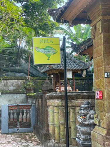 Kartika Plaza House | Guest House Pondok Puspa Ayu