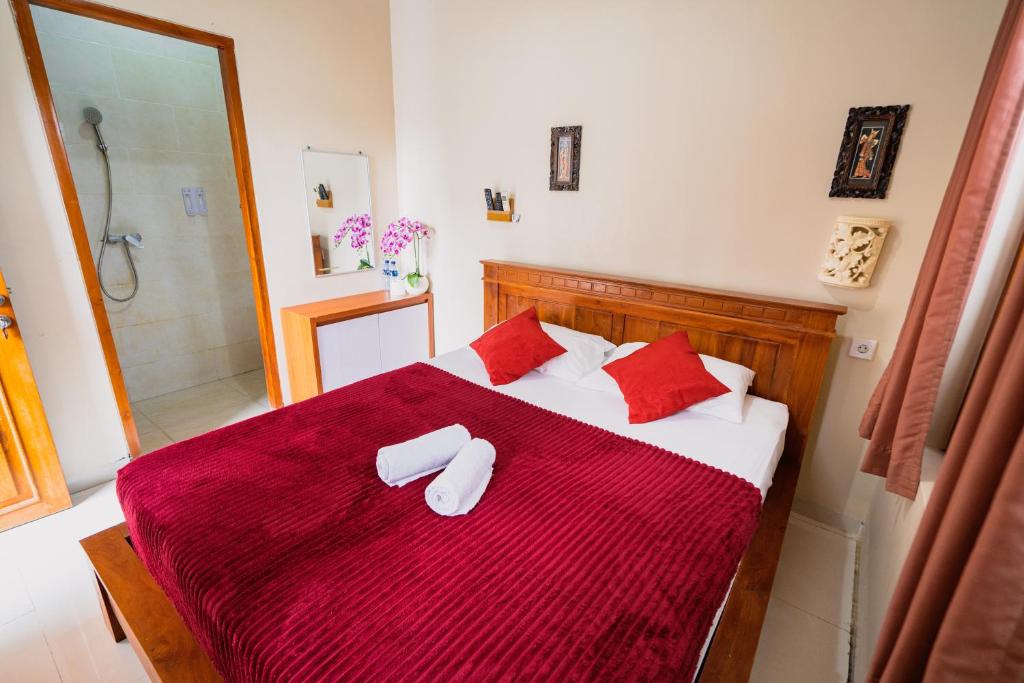 Seminyak House | GuestHouse Cempaka Putih