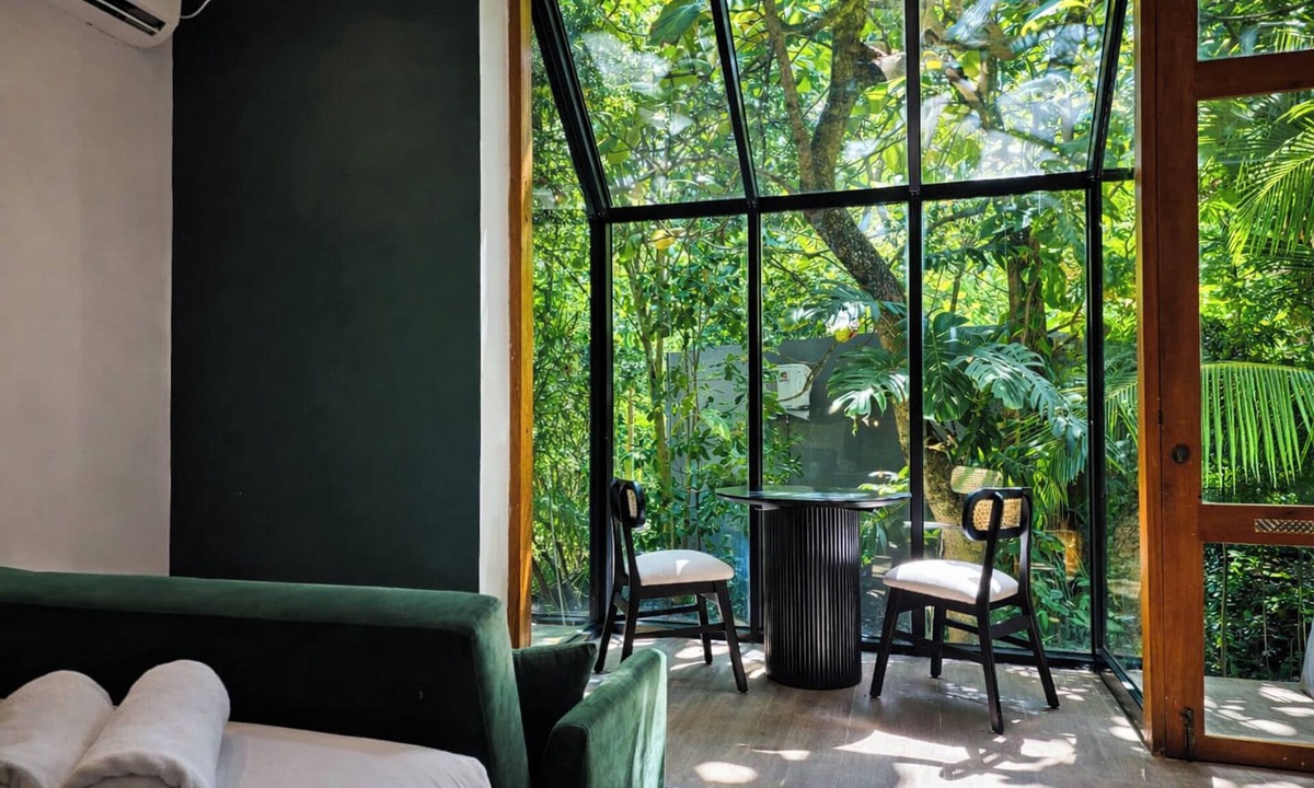 Srimulyo Villa | Guru Giri Forest Cabin Villa 2BR with Pool Access (Include Breakfast)