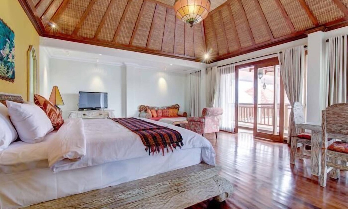 Bukit Hotel | Hastinapura Residence
