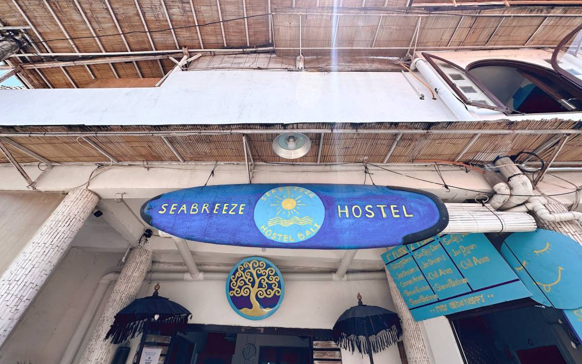 Batu Bolong Hostel | Hostel ∙ 8 guests