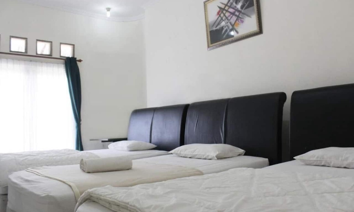 Megamendung Hotel | Hotel Graha Pertiby