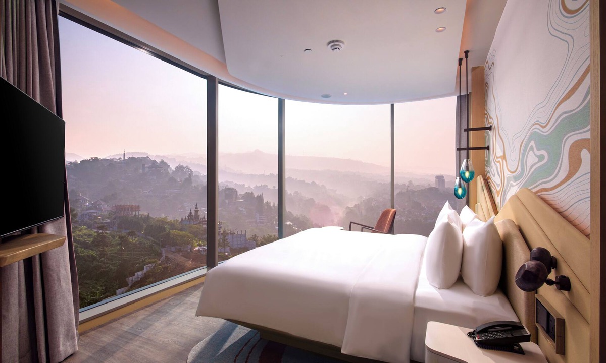 Ciburial Hotel | Hotel Indigo Bandung Dago Pakar by IHG