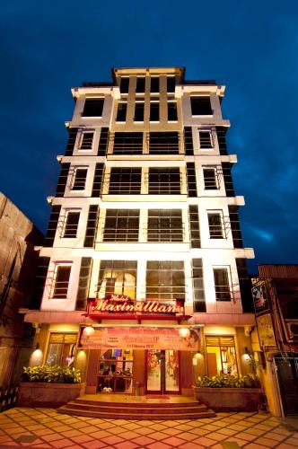 Tanjung Balai Karimun Hotel | Hotel Maximillian