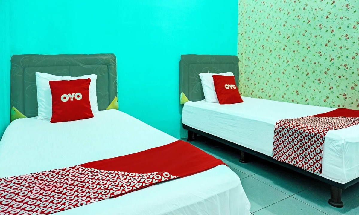 Karawang Hotel | Hotel O Home Stay Elis Cateliya Syariah