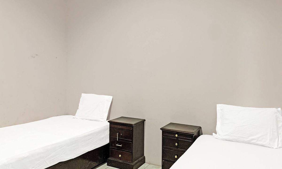 Jeneponto Hotel | Hotel O Penginapan Radja Jeneponto
