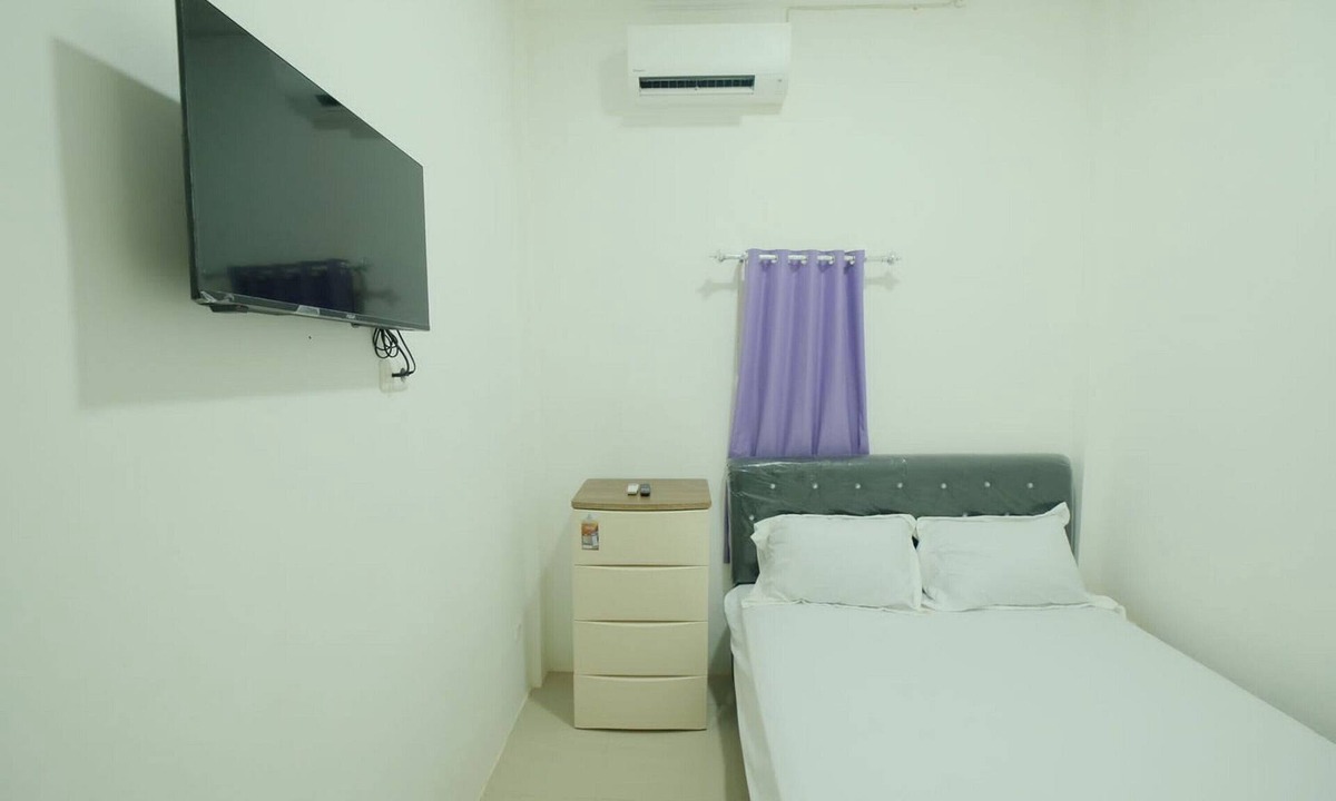 Palopo Hotel | Hotel O Qq Kost Near Pantai Kebesaran Beach