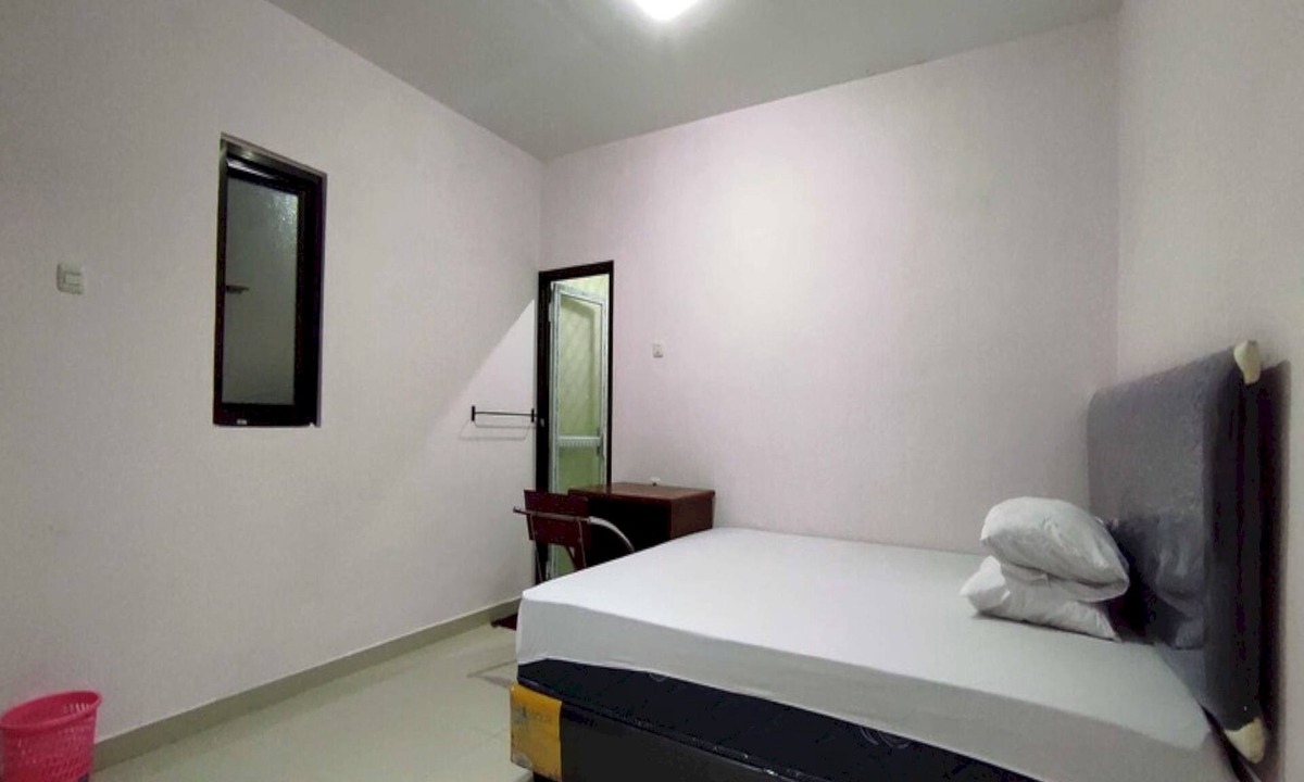 Makassar Hotel | Hotel O Wisma Syariah Dian Near Pare-pare