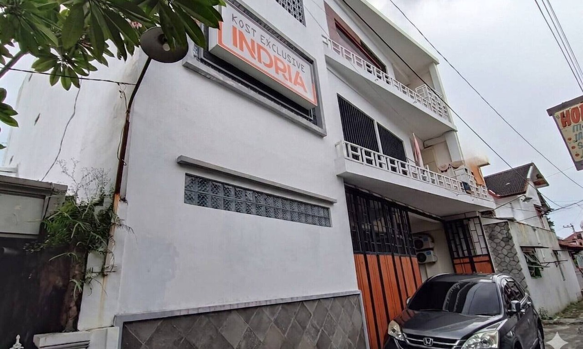 Solo City Centre House | Indria Pasar Gede Deluxe