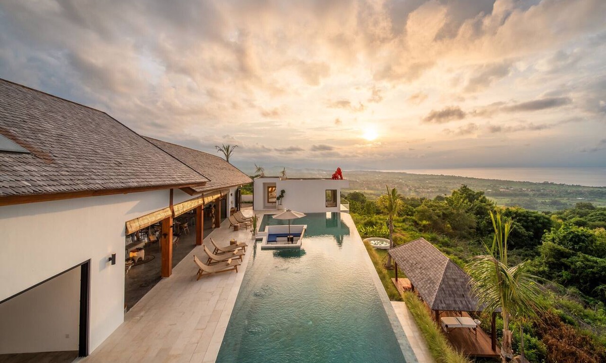 Banjartegehe Villa | Infinity Pool | Private Wellness Space | Sea Views