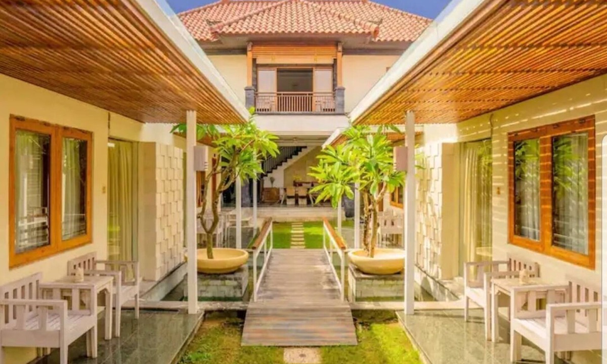 Dewi Sri Villa | Largr 6 Bedrooms & 6 bathrooms villa, Legian.