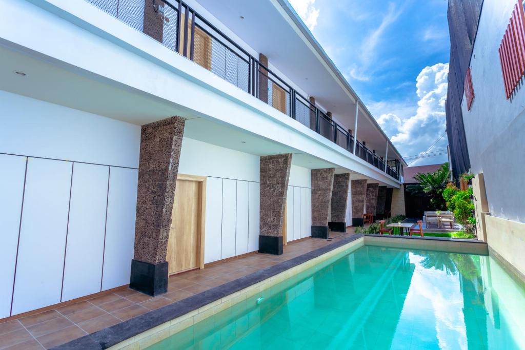 Nakula House | Lega Legi Town House Seminyak by The Lavana