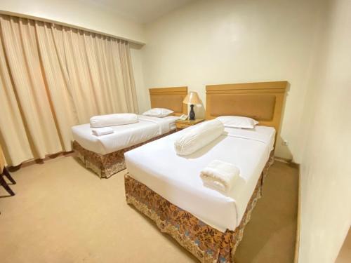 Campalagian Hotel | Lilianto Hotel Polewali Mitra RedDoorz