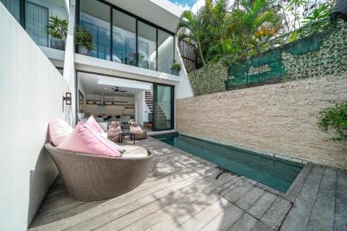 Tibubeneng Villa | Loft Ludo 10 - Minimalist 1-bdr luxury loft in Great Location!