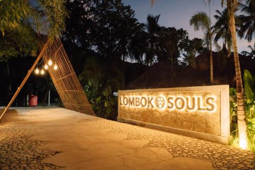 Senggigi Villa | Lombok Souls