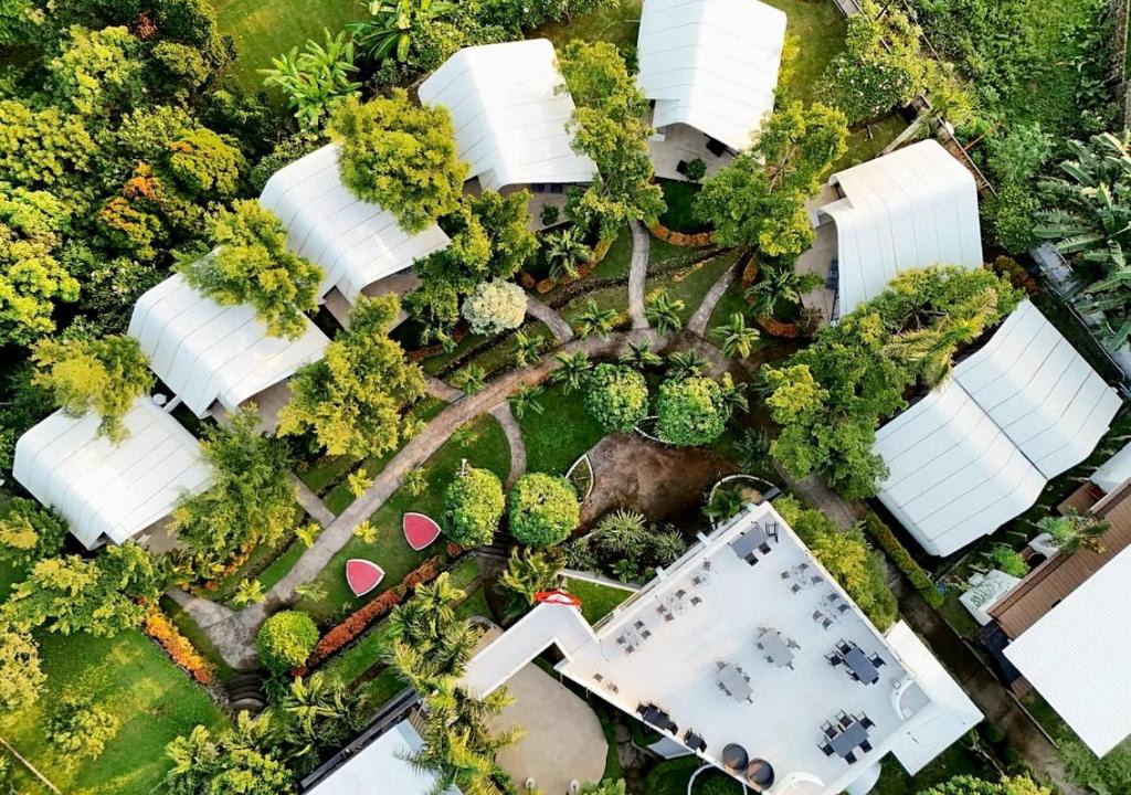 Bandengan Hotel | Lucca Resort & Residence